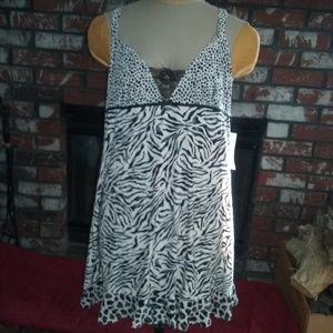 NWT Linea Donatella Lingerie Size Xlarge